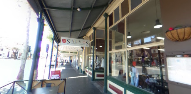 Red Smoke Bendigo - Bendigo