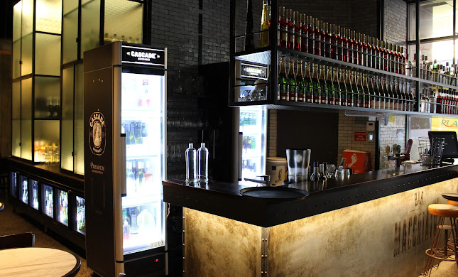 Macchiato Wood Fire Pizza and Coffee Roasters