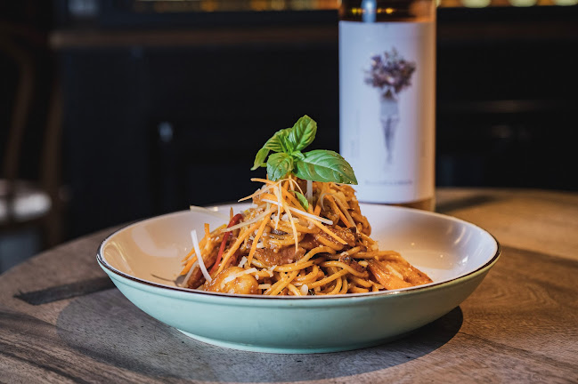 Shop 2/338 Pitt St, Sydney NSW 2000