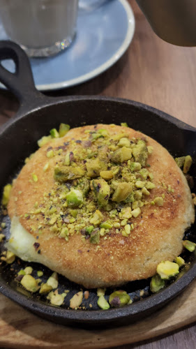 Opinii despre Profiterole Patisserie Mays Hill în Sydney - Hospitality and gastronomy