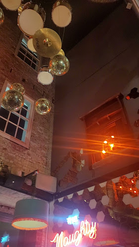 The Lucky Hotel - Hospitality and gastronomy