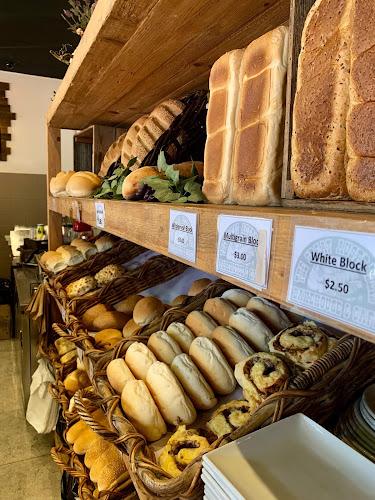 Comentarii opinii despre The Great Australian Bakehouse & Cafe Pakenham