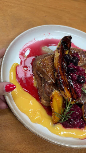 24 Pakington St, Geelong West VIC 3218