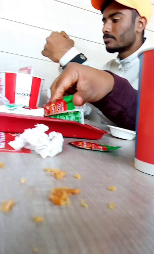 Opinii despre KFC Nowra în South Nowra - Hospitality and gastronomy