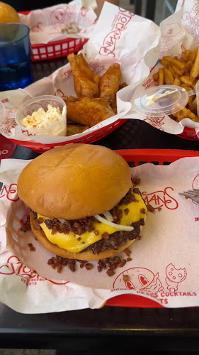 Opinii despre Stockmans Burgers Beers Desserts Dee Why în Dee Why - Hospitality and gastronomy