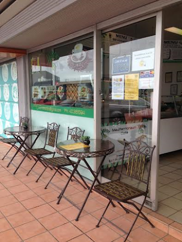 Hasham's Dips and Mediterranean Cafe'