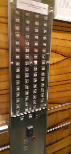 Opinii despre BWS Aurora Tower în Brisbane City - Hospitality and gastronomy