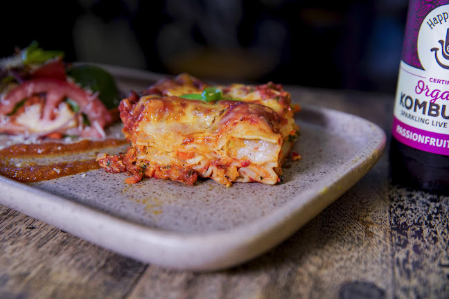 Black Tambourine - Dubbo