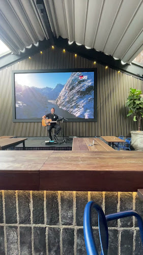 179 Mann St, Gosford NSW 2250