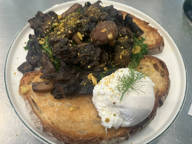 99 Shades of Green - Hospitality and gastronomy