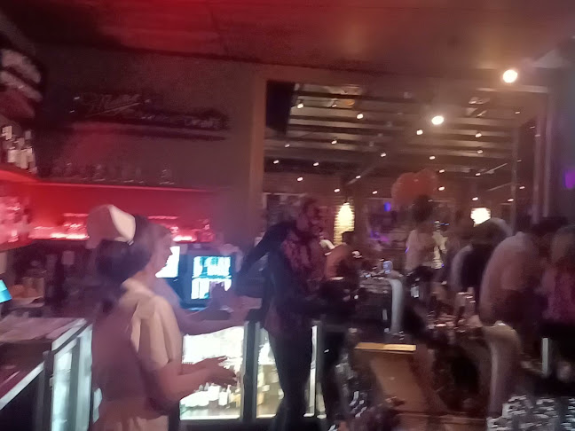 Opinii despre Universal Bar în Perth - Hospitality and gastronomy