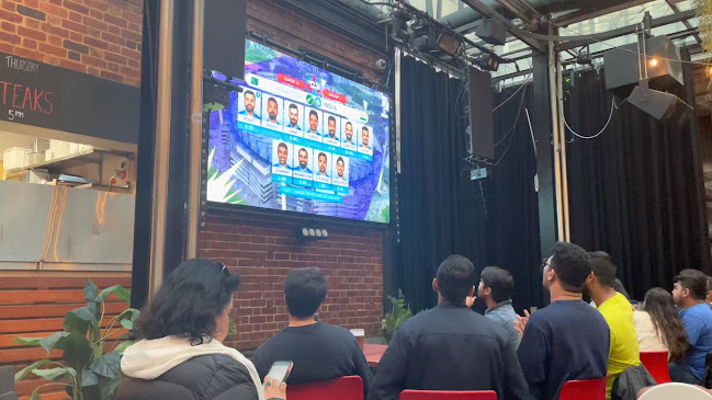 Opinii despre Royal Melbourne Hotel în Melbourne - Hospitality and gastronomy