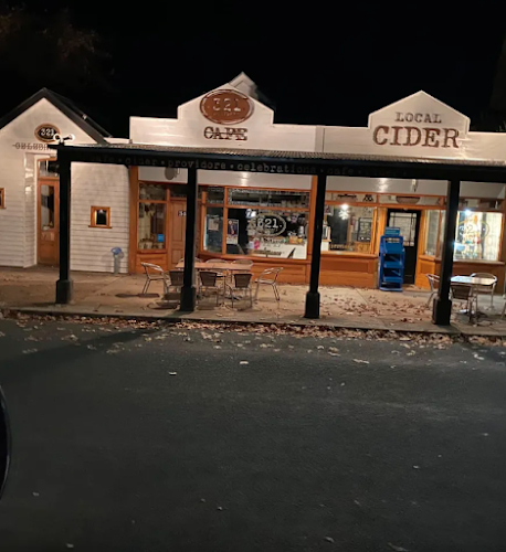 321 Cafe Learmonth - Hospitality and gastronomy