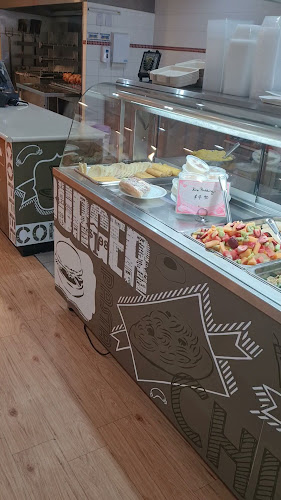 Opinii despre Goulburn Charcoal Chicken în Goulburn - Hospitality and gastronomy