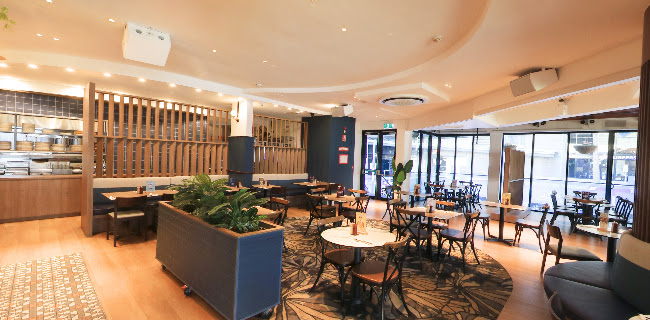 The Cavill Hotel - Hospitality and gastronomy