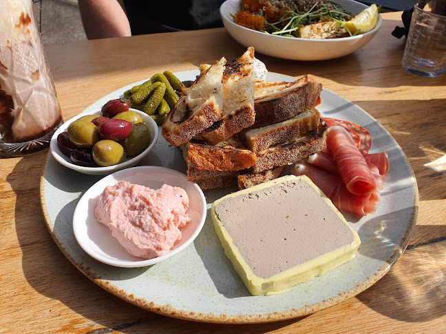 Opinii despre Canon Food, Bar And Espresso în Warners Bay - Hospitality and gastronomy