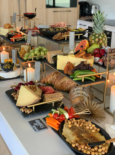 GRAZING IN COMPANY - Hospitality and gastronomy