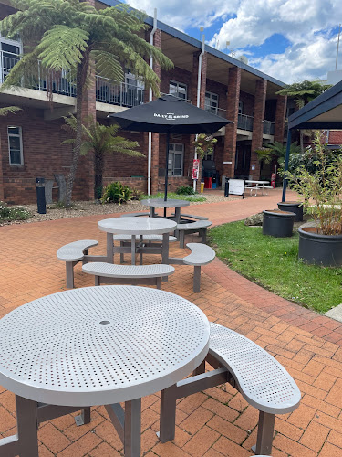 2 Shoalhaven St, Nowra NSW 2541