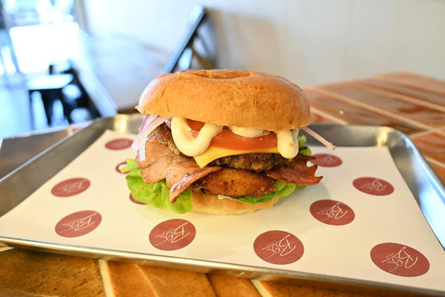 Burgers on Scarborough - Southport