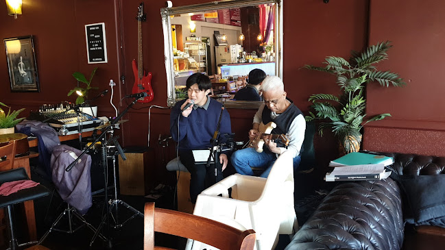 Comentarii opinii despre Makan² Cafe