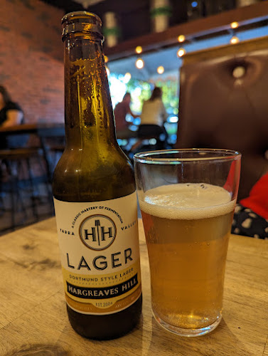 Monroe's Burgers & Beers