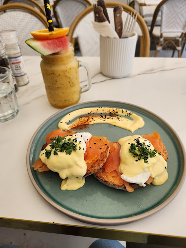 Shop 7/110 Marine Parade, Coolangatta QLD 4225