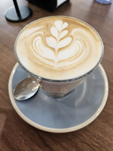 Opinii despre Profiterole Patisserie Mays Hill în Sydney - Hospitality and gastronomy