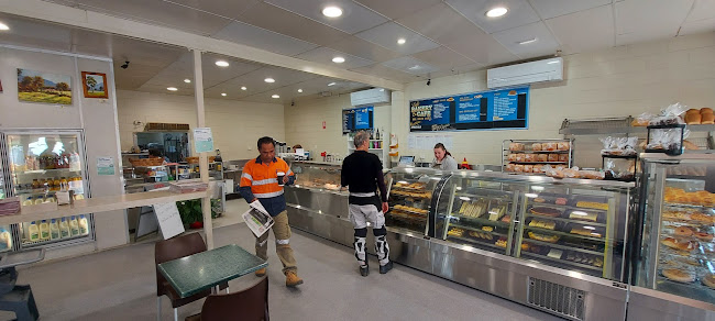 Comentarii opinii despre Esk Bakery & Cafe