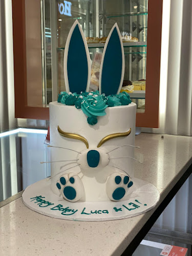 Poles Patisserie - Hospitality and gastronomy