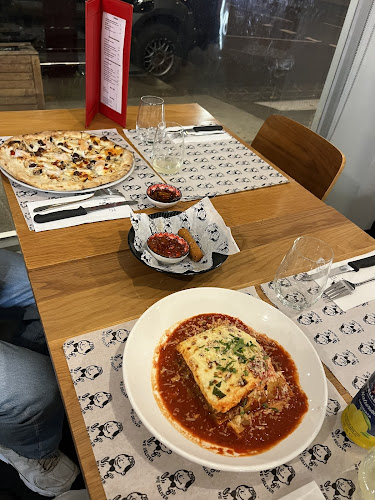 73 Brighton Rd, Elwood VIC 3184