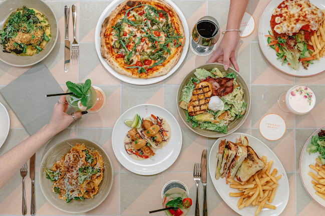 Mermaid Beach Tavern