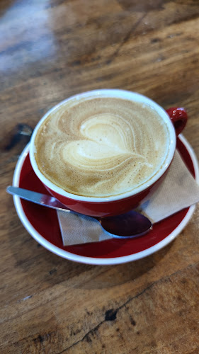 Opinii despre Pete's Artisan Bread and Cafe în Sydney - Hospitality and gastronomy