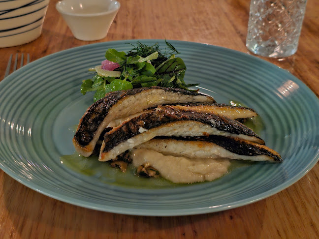 IPSOS Restaurant & Bar