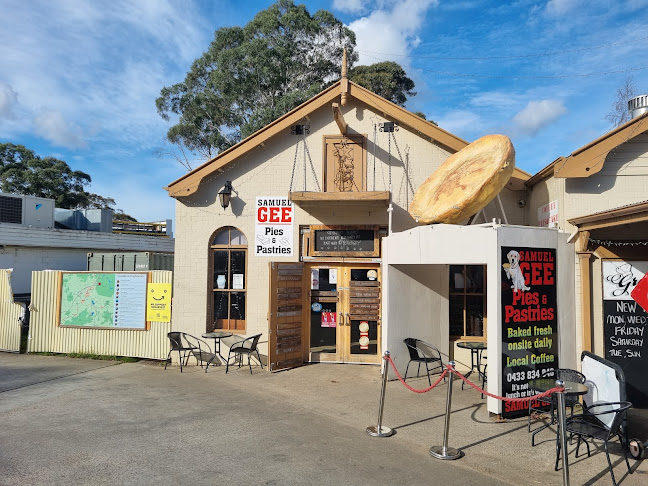Samuel Gee Pies and Pastries - Hospitality and gastronomy