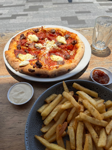 Opinii despre Perrotta's at the Gallery în Cairns City - Hospitality and gastronomy