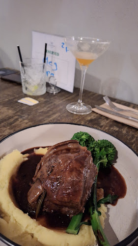 25 Prince St, Paterson NSW 2421