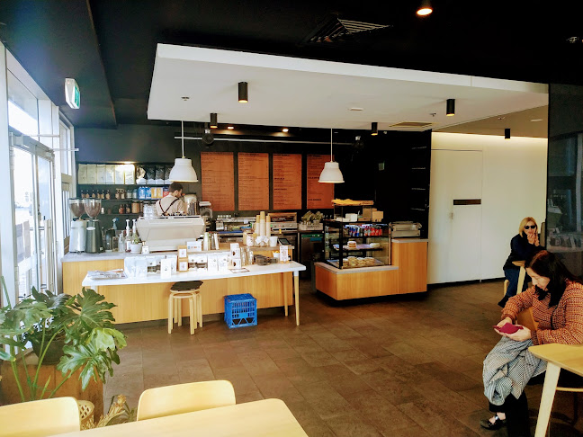 10 Hobart Pl, Canberra ACT 2601