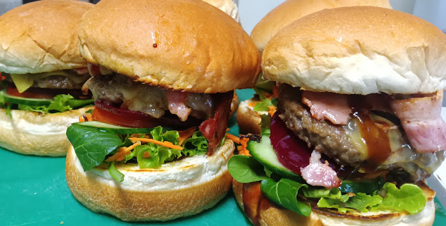 Comentarii opinii despre What's Cookin Cafe & Takeaway