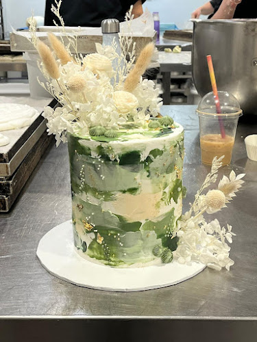 Poles Patisserie - Hospitality and gastronomy