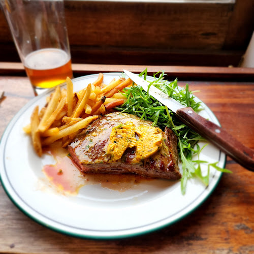 Comentarii opinii despre The Local Taphouse