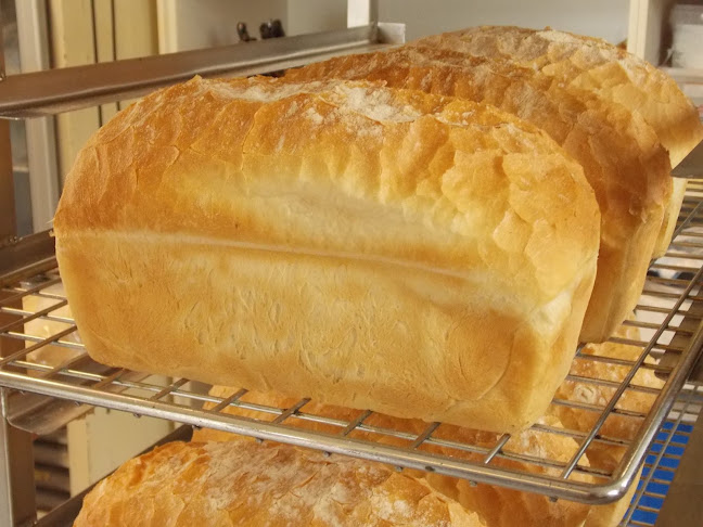 Kelz Bakehouse - Urangan