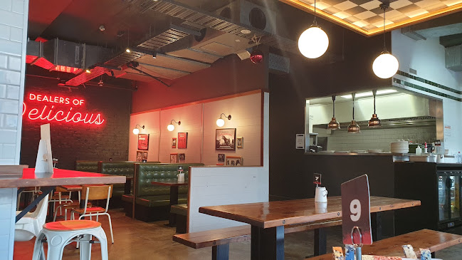 Burger Urge (South Bank) - Hospitality and gastronomy