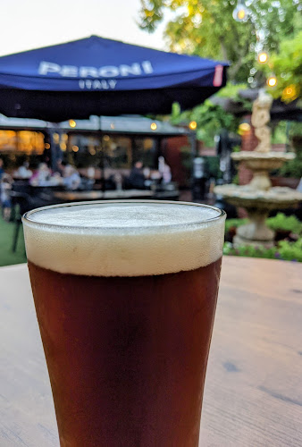 Opinii despre The Edinburgh Hotel în Adelaide - Hospitality and gastronomy