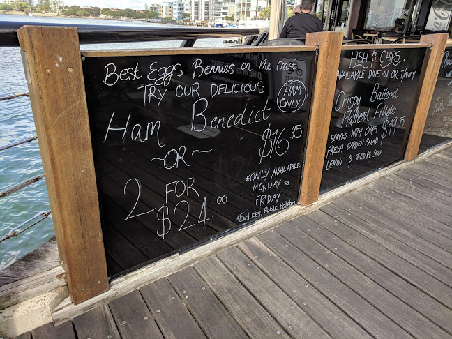 La Promenade Cafe - Caloundra