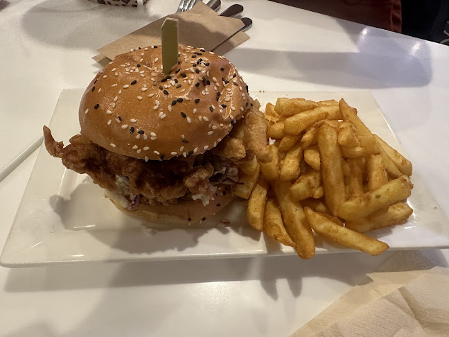 2 Hely St, West Gosford NSW 2250