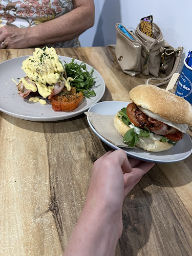 Dragonfly Cafe - Hospitality and gastronomy