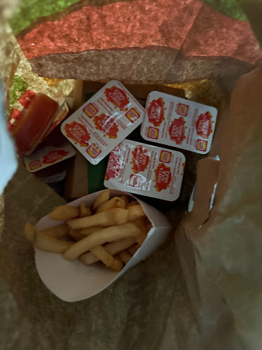 Opinii despre Hungry Jack's Burgers Lake Haven în Lake Haven - Hospitality and gastronomy