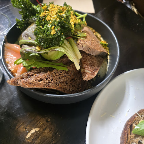 Earth Walker & Co General Store & Cafe - Wollongong