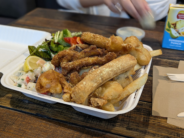 By The Sea Fish n Chips & Burgers - Hospitality and gastronomy