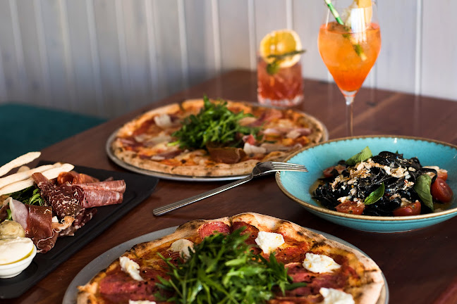 Comentarii opinii despre Rhonda's Bar & Restaurant